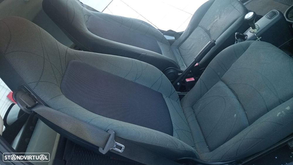 Smart ForTwo Coupé 0.8 cdi Passion 54 - 14