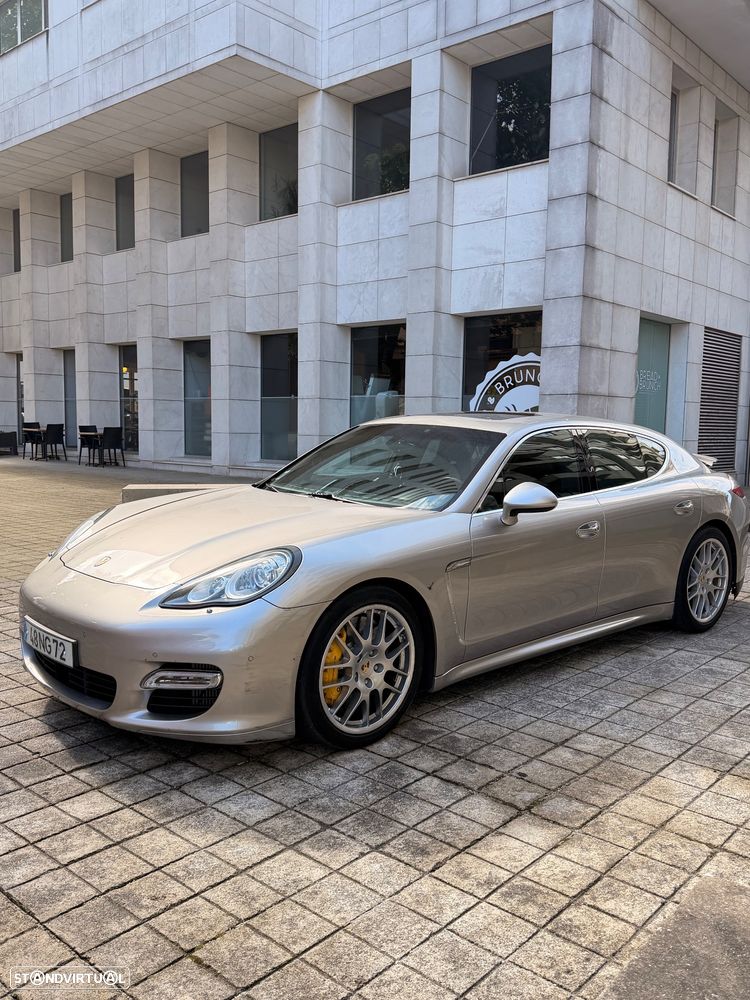 Porsche Panamera Turbo S PDK - 8