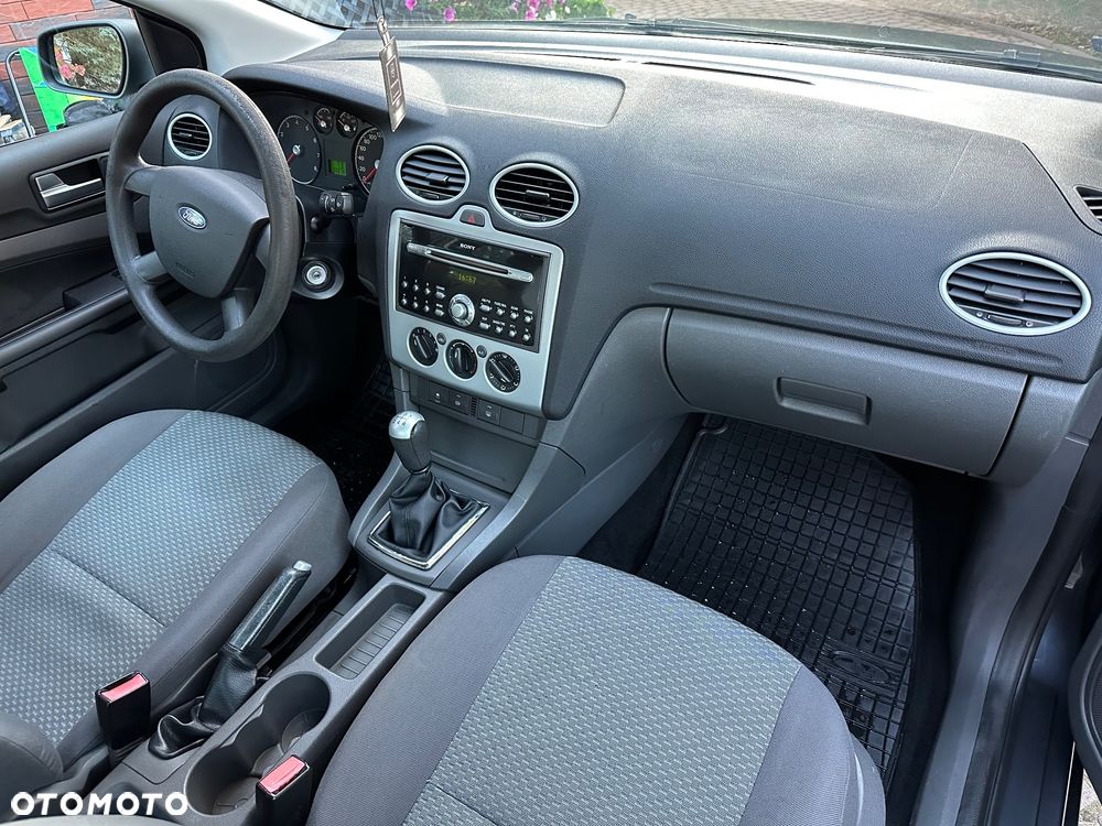 Ford Focus - 12