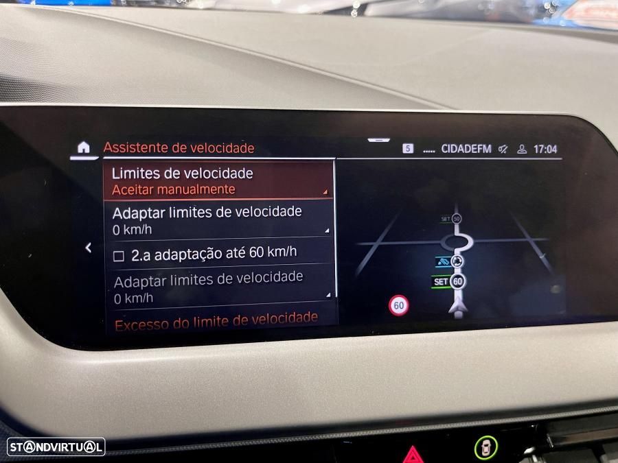 BMW 116 d Pack Essence - 23