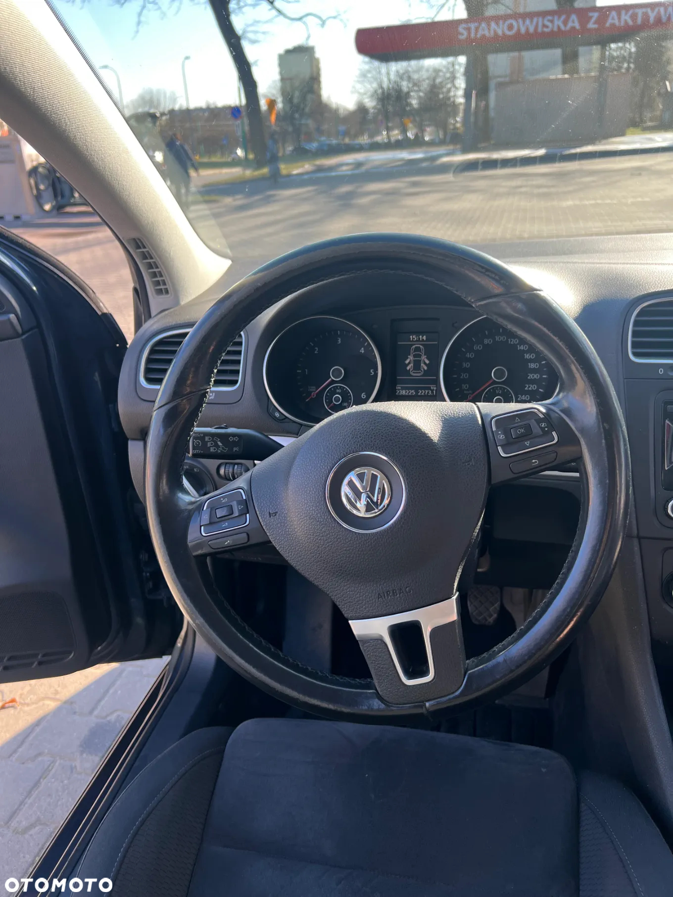 Volkswagen Golf 2.0 TDI DPF 4Motion Highline - 13