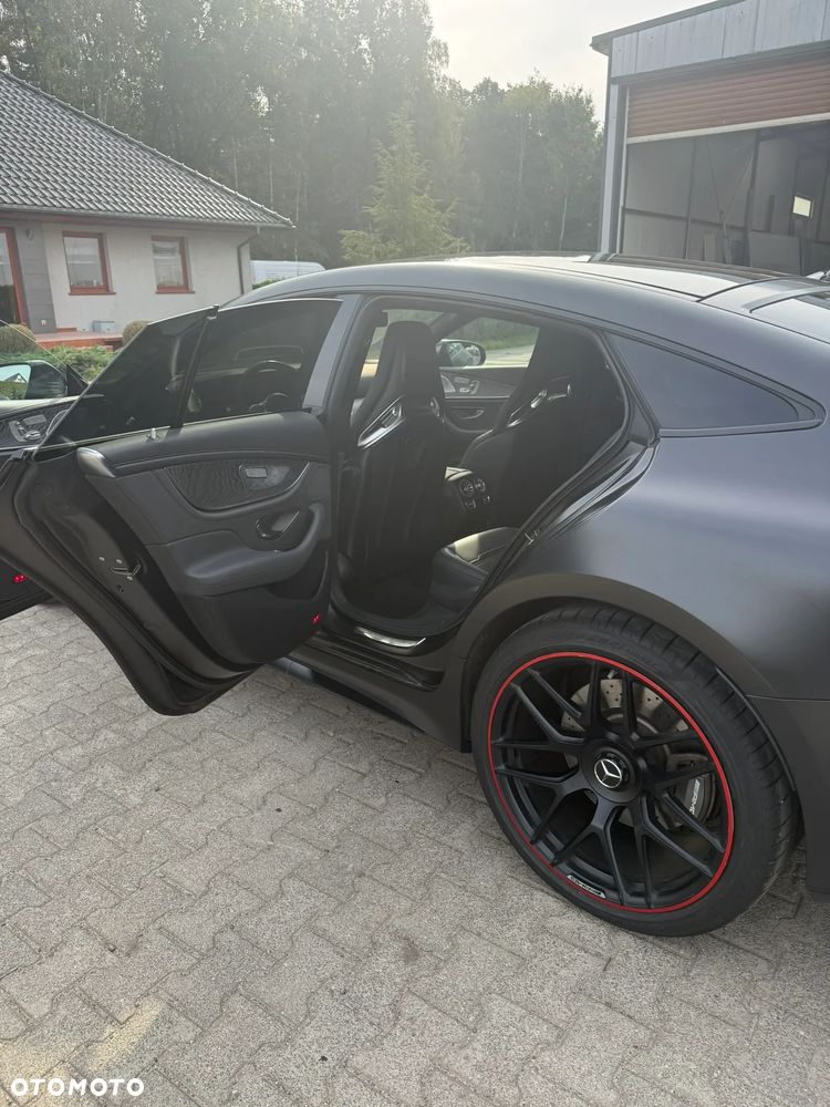 Mercedes-Benz AMG GT - 5