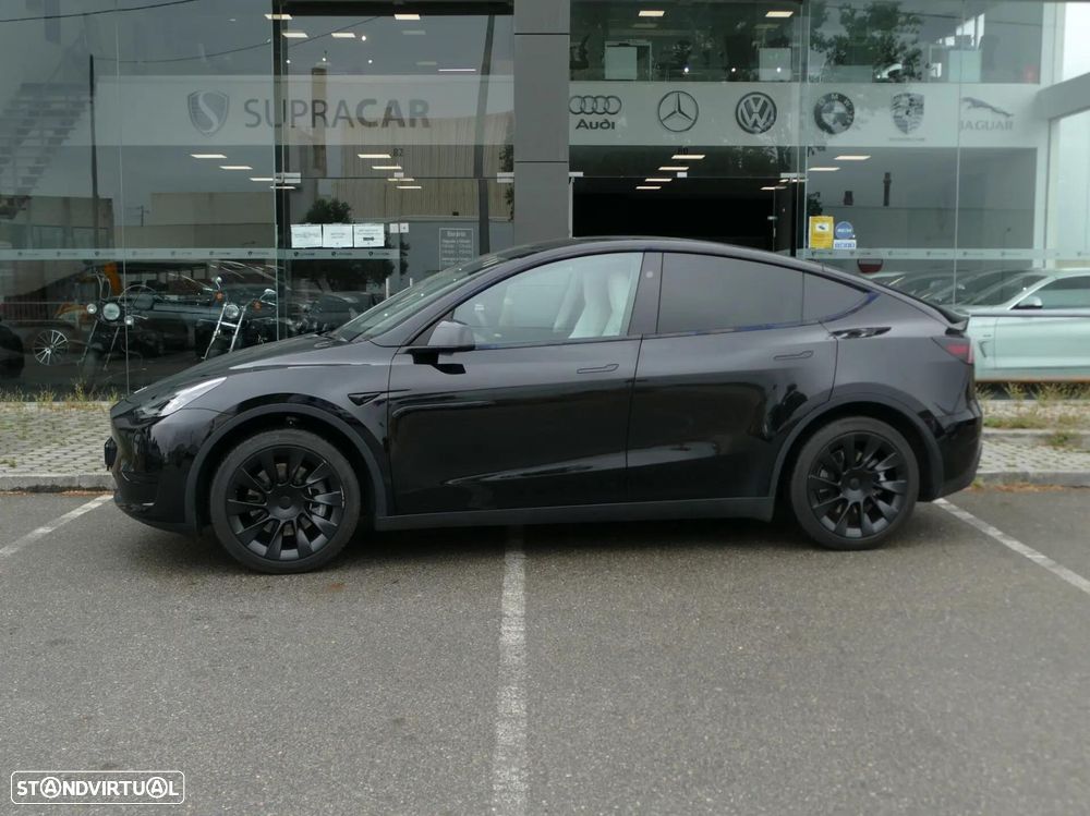 Tesla Model Y Tração Traseira - 38