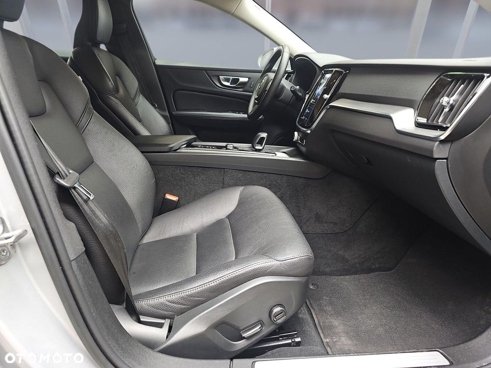 Volvo V60 B3 B Core - 11