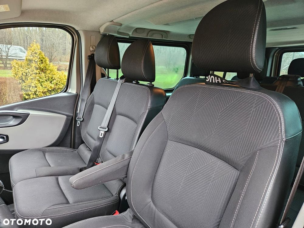 Renault Trafic - 25