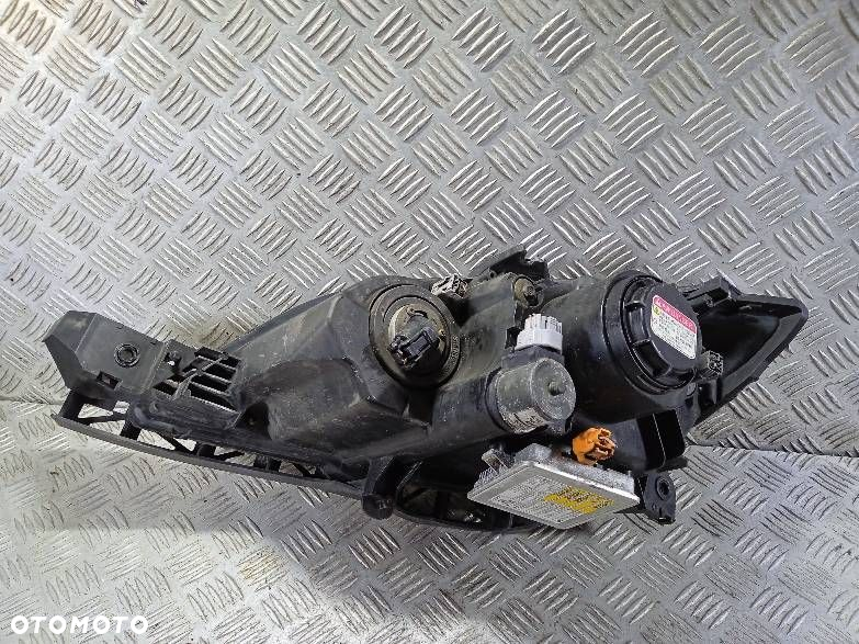 LAMPA PRAWA PRZEDNIA MAZDA 3 W3T11971 - 3