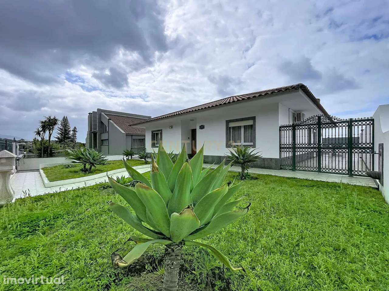 Moradia Isolada T3 com acesso à praia do pópulo - Livramento | Ponta D - Grande imagem: 4/42