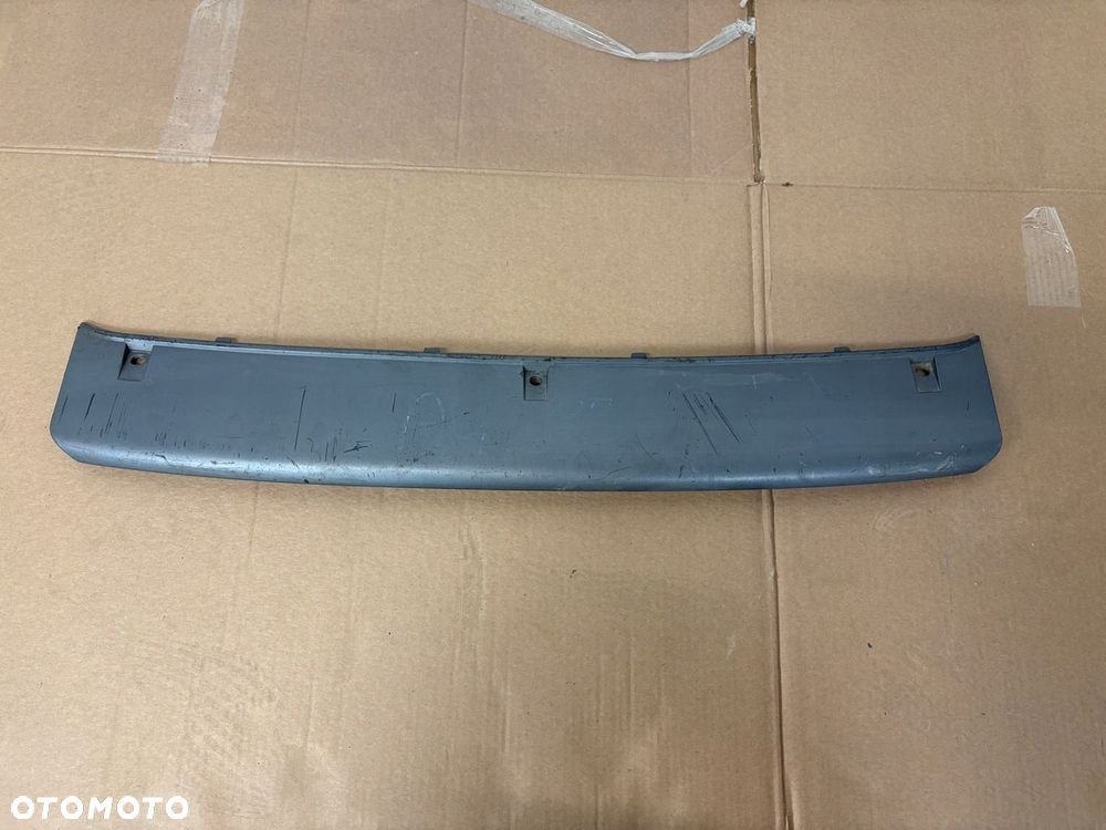 HOKEJ SPOILER DOKŁADKA AUDI A4 B8 S LINE PRZED LIFTEM