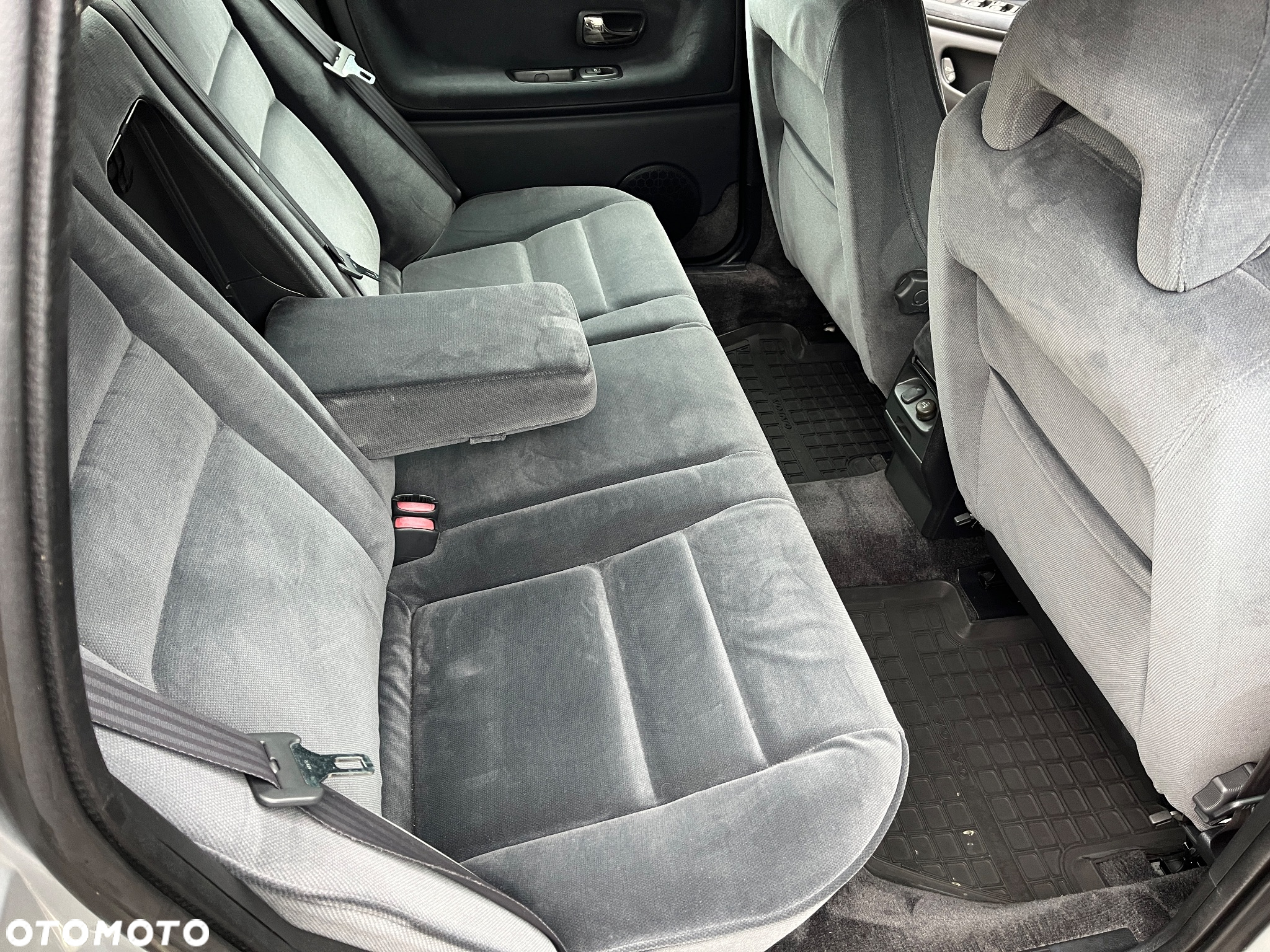 Volvo S70 2.5TDI - 8