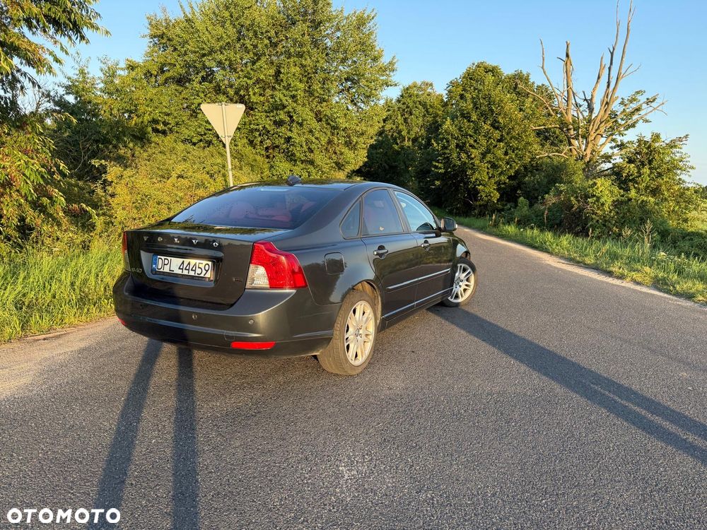 Volvo S40 2.0D Momentum - 3