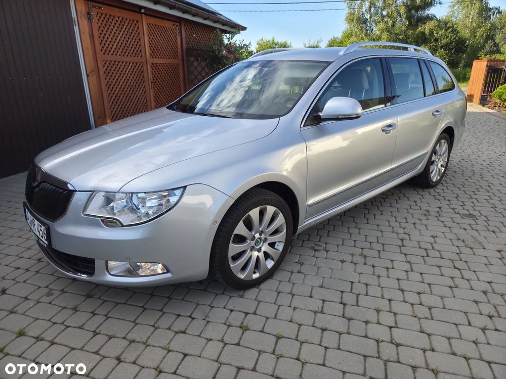 Skoda Superb 1.8 TSI DSG Exclusive - 18
