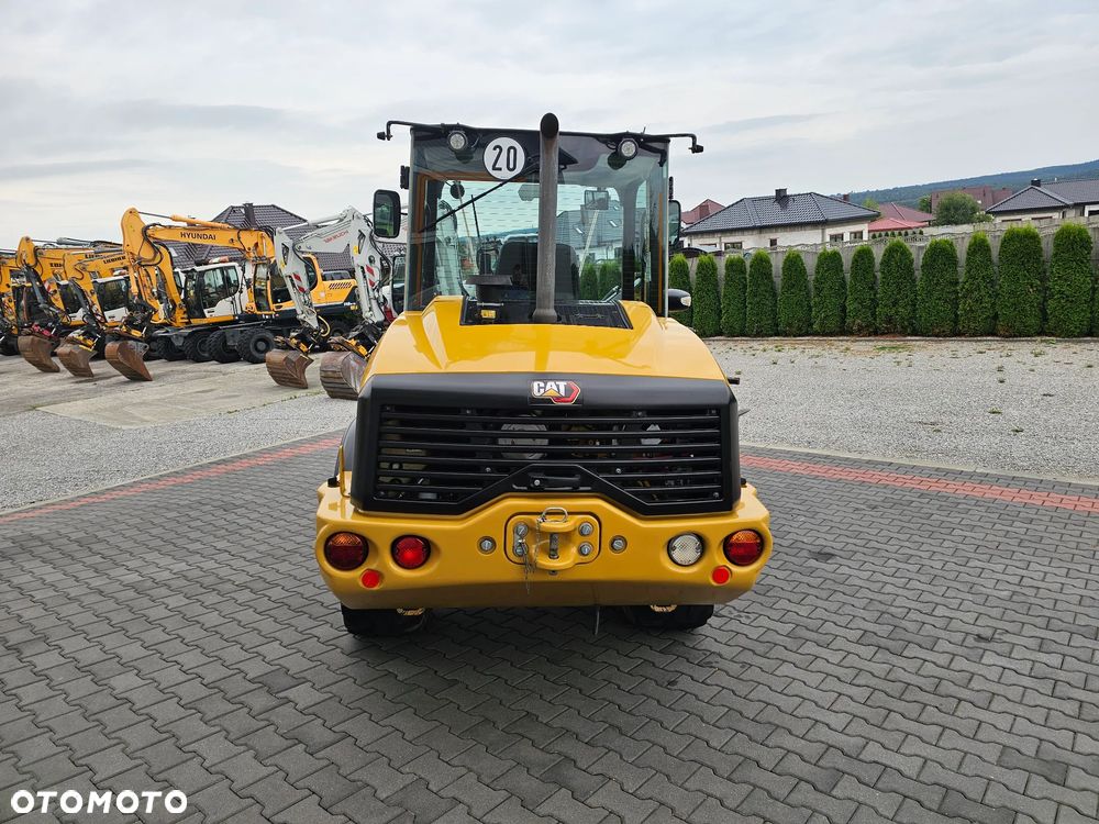 Caterpillar 906 M - 10