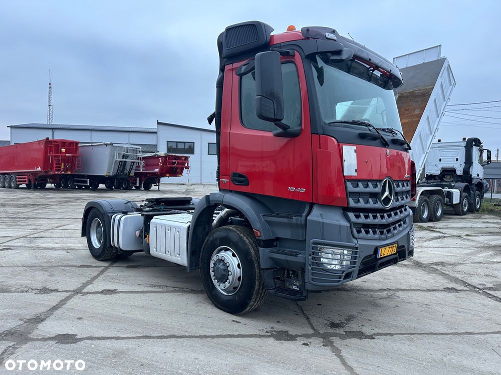 Mercedes-Benz Arosc - 1