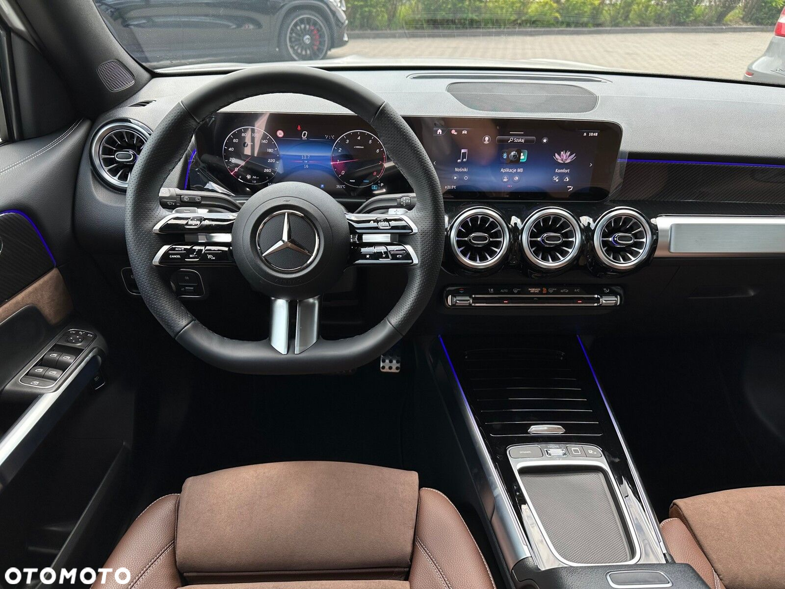 Mercedes-Benz GLB - 14