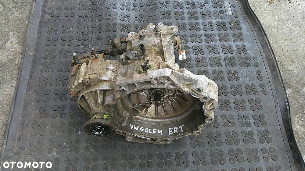 VW GOLF IV 1.6 16V SKRZYNIA BIEGÓW - 1