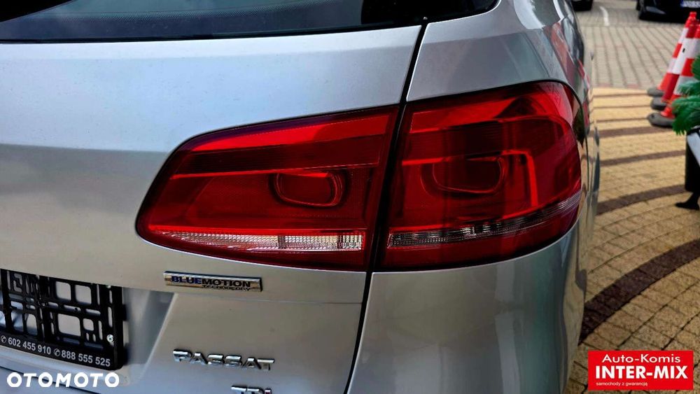 Volkswagen Passat - 12