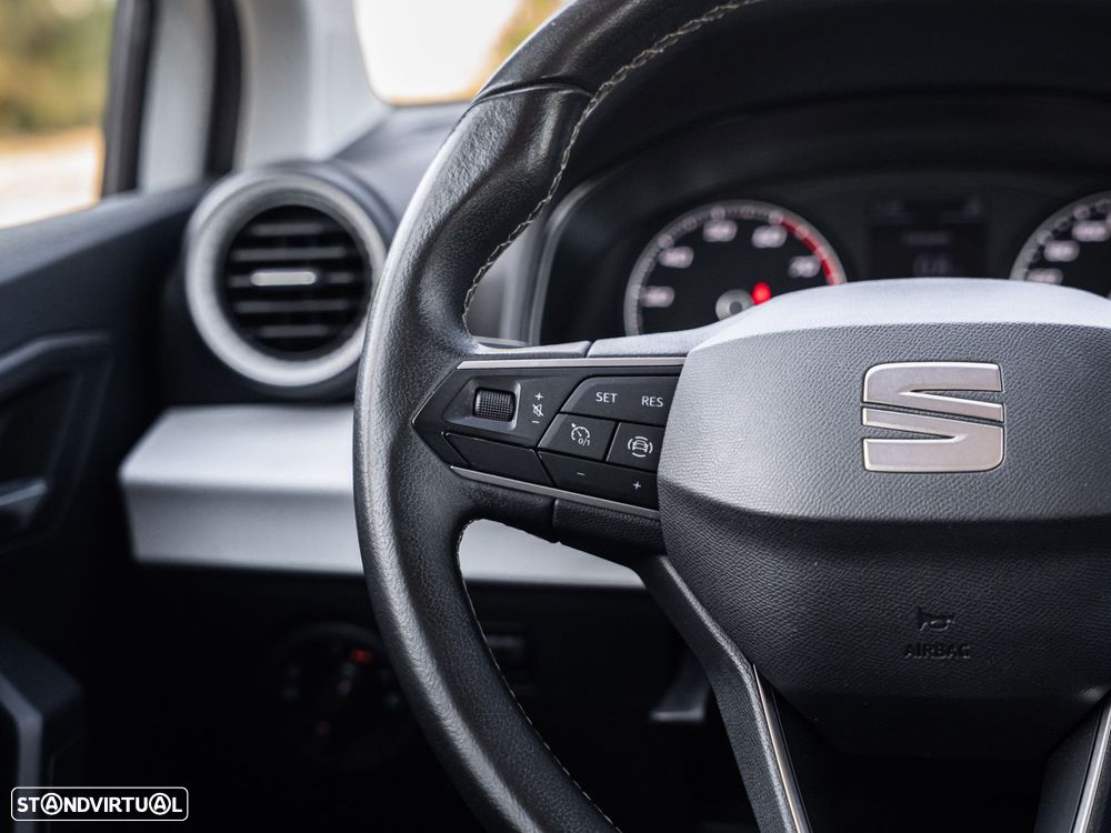 SEAT Arona 1.0 TSI Style - 32