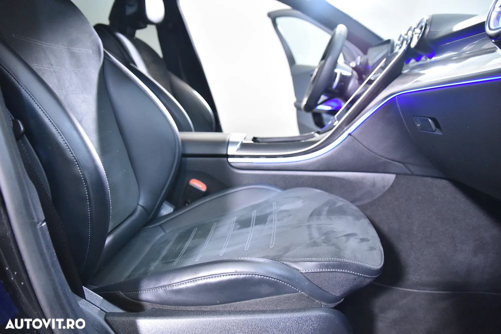 Mercedes-Benz C 300 e 9G-TRONIC AMG Line - 11