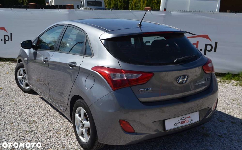 Hyundai i30 1.4 Classic - 10