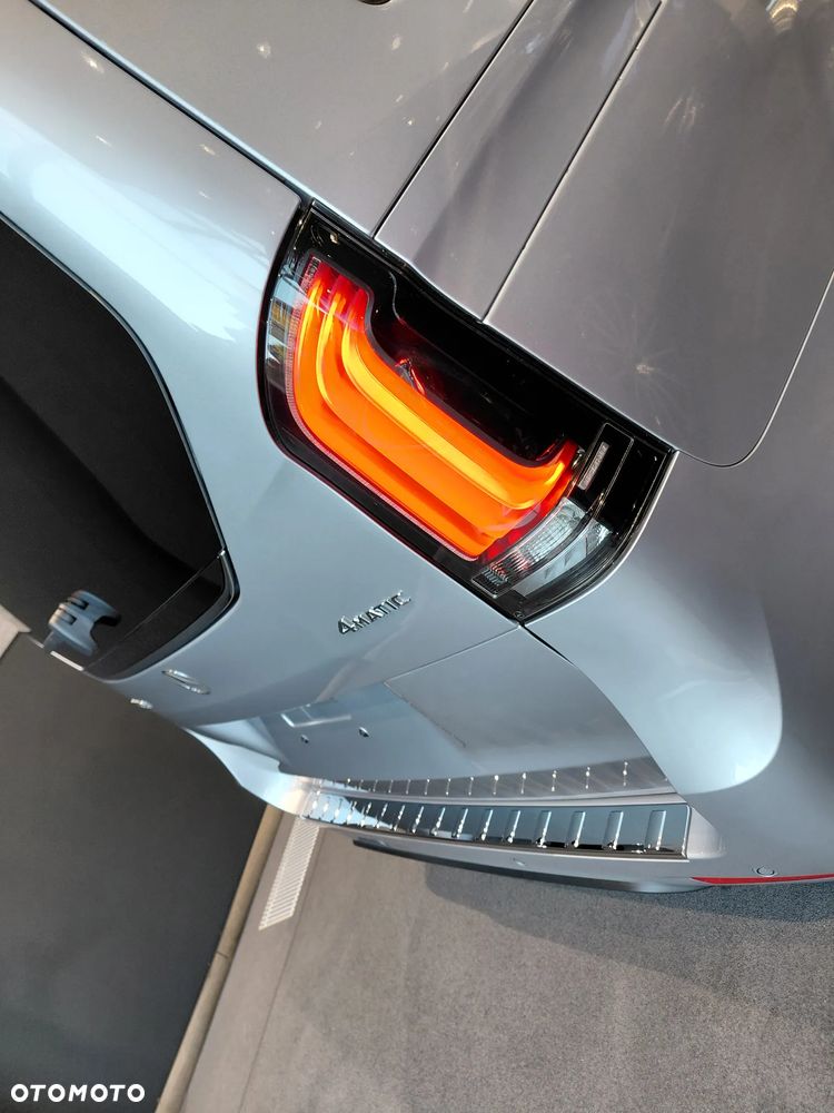 Mercedes-Benz Klasa V 300 d 4-Matic 9G-Tronic Exclusive (ekstra dł) - 8
