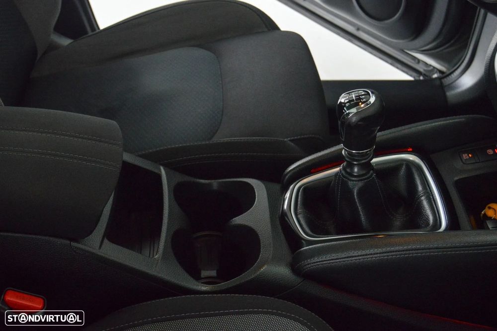 Nissan Qashqai 1.6 dCi N-Connecta - 47