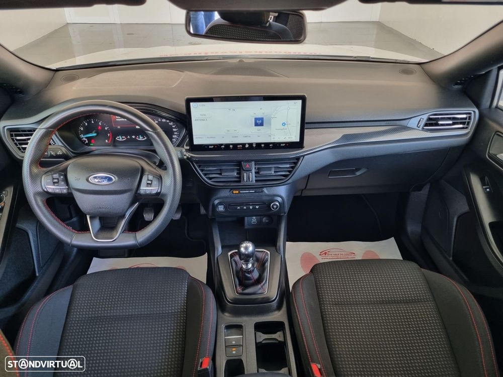 Ford Focus 1.0 EcoBoost MHEV ST-Line - 9