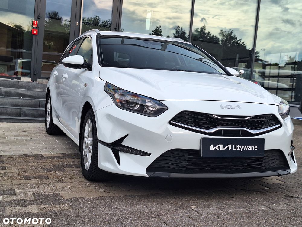Kia Ceed 1.5 T-GDI M - 34