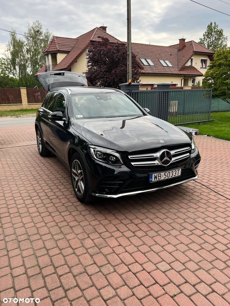 Mercedes-Benz GLC - 1