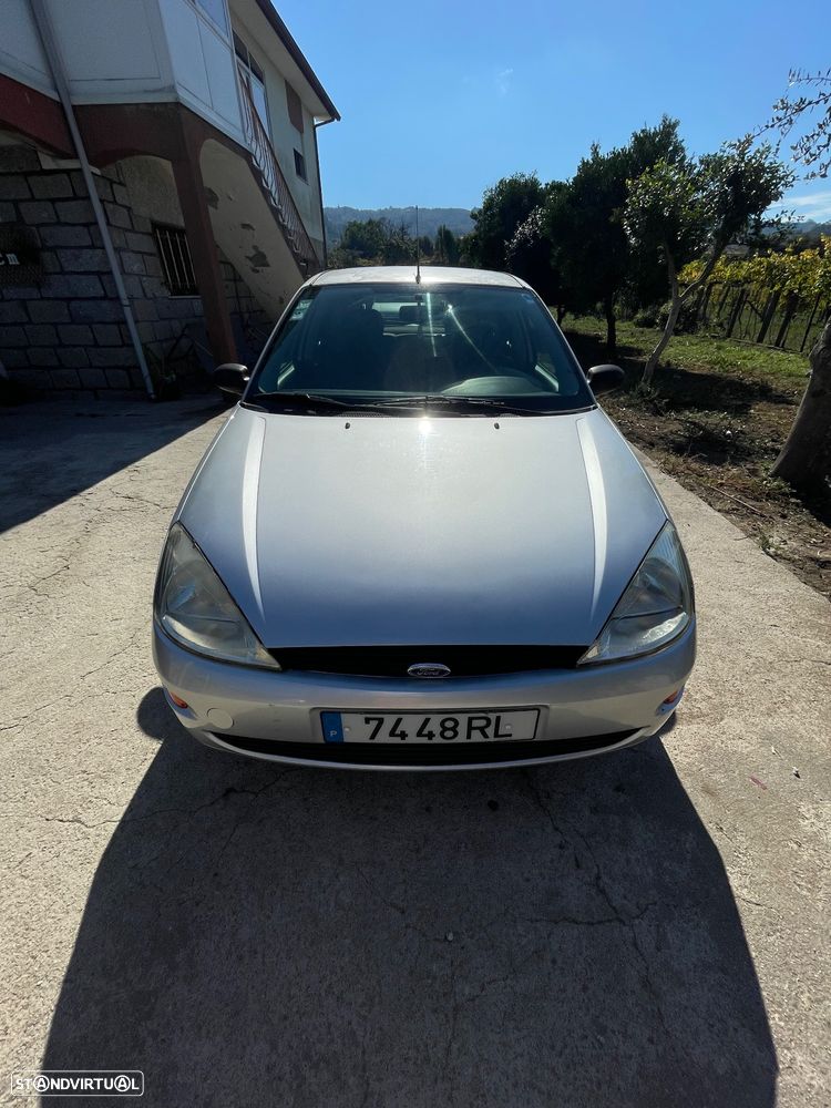 Ford Focus 1.4 Ambiente - 3