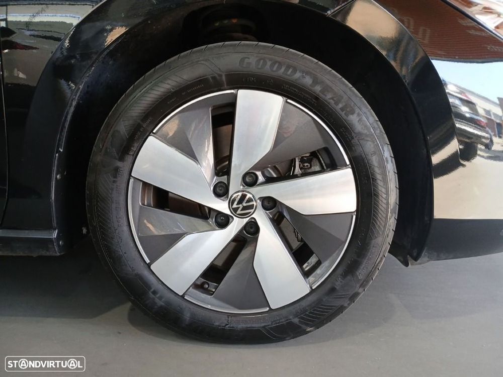 VW Passat Variant 1.5 TSI eHybrid DSG - 26