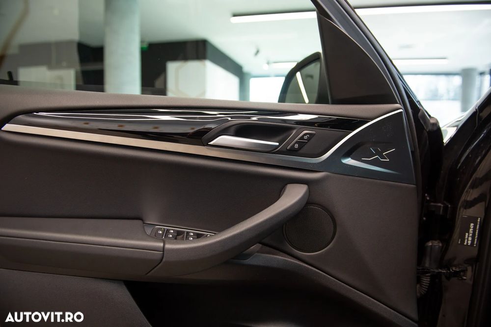 BMW X3 xDrive30e AT PHEV - 16