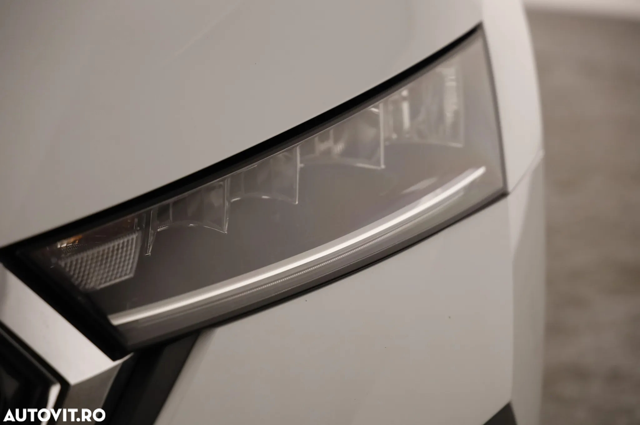Skoda Octavia 2.0 TDI DSG Style - 26