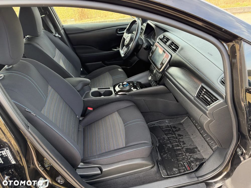 Nissan Leaf 40kWh N-Connecta - 7