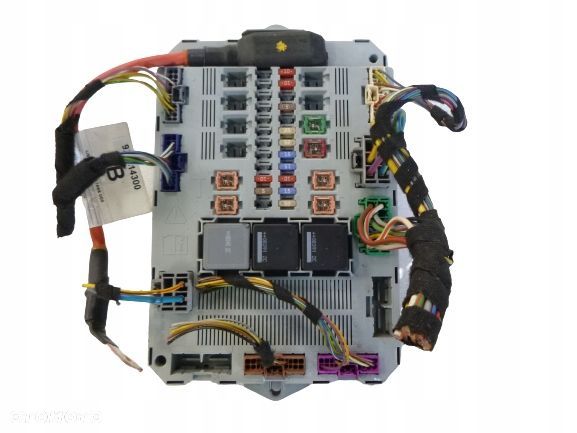 JAGUAR XF XFR MODUŁ SKRZYNKA MODUŁ BEZPIECZNIKÓW - 1