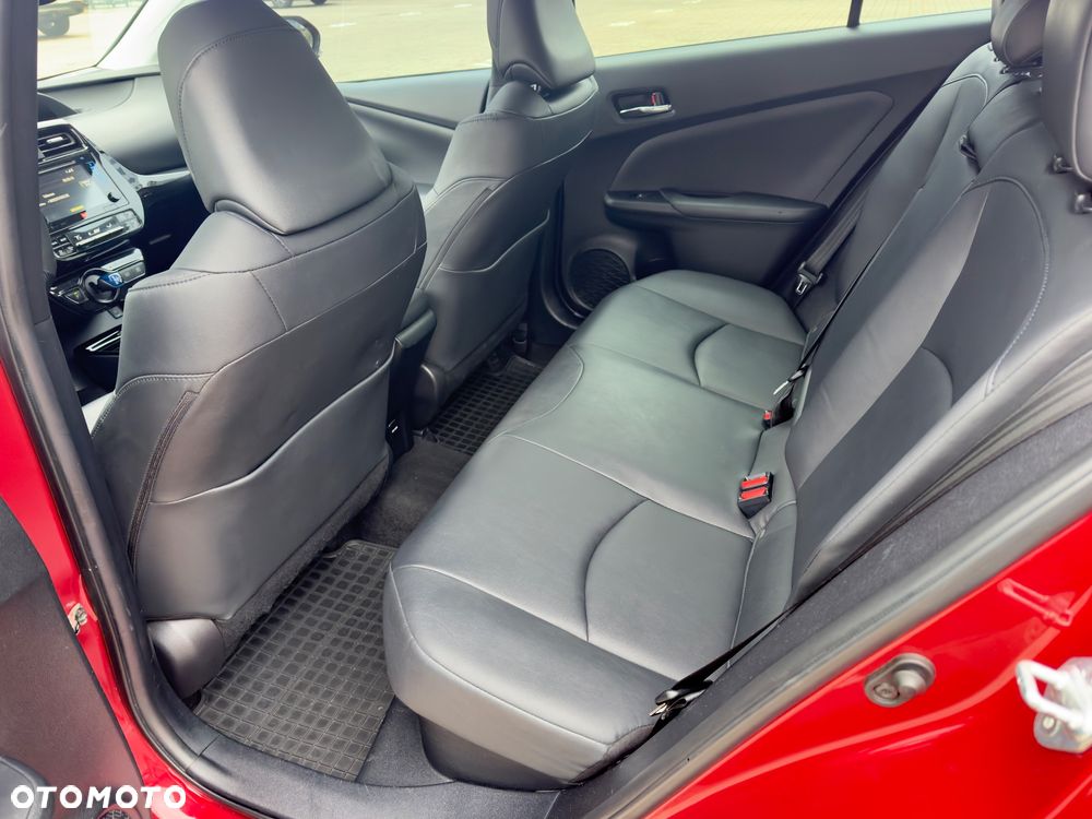 Toyota Prius 1.8 Hybrid Executive - 18