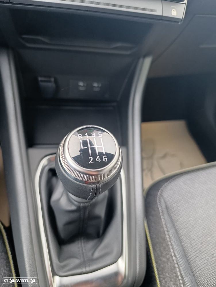 Renault Symbioz 1.3 Mild Hybrid Techno - 19