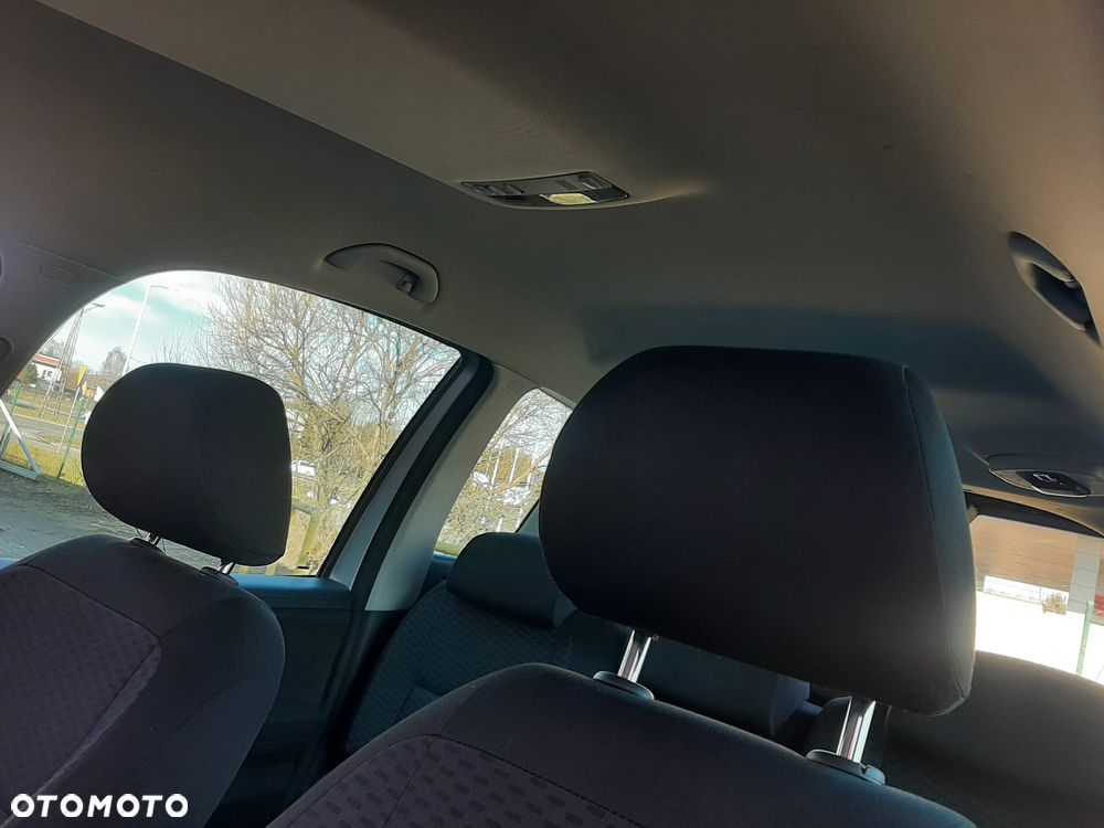 Skoda Roomster 1.2 TSI FAMILY - 24