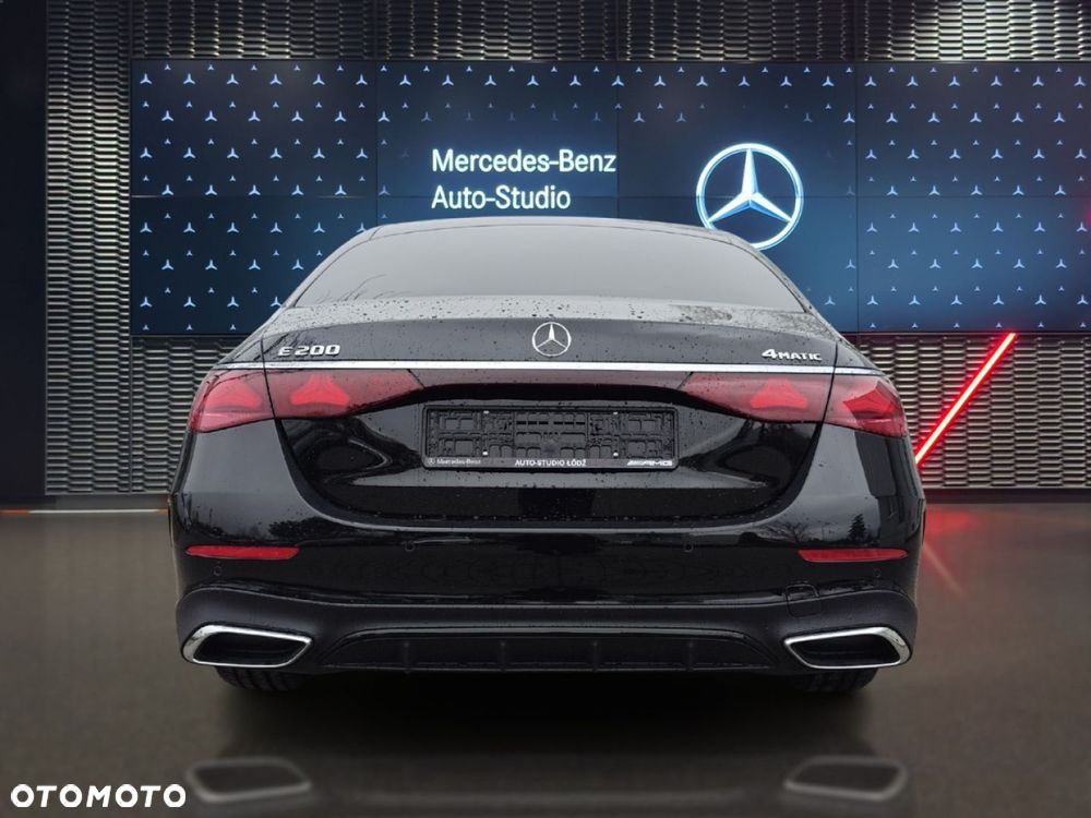 Mercedes-Benz Klasa E - 4