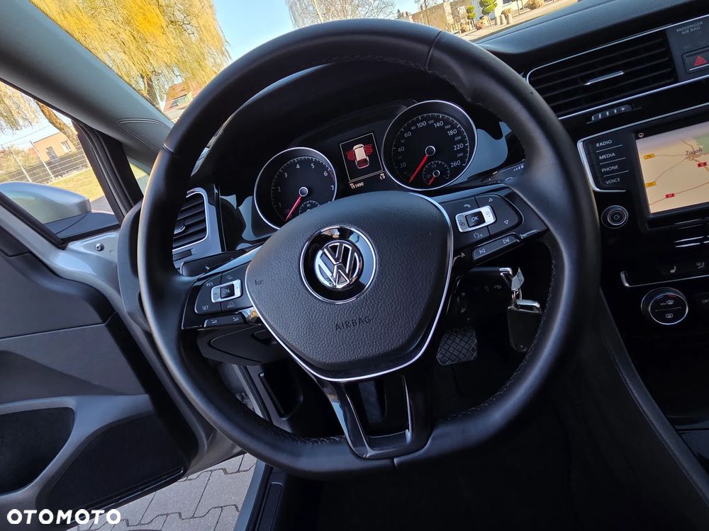 Volkswagen Golf 1.4 TSI ACT BlueMotion Technology DSG Highline - 33