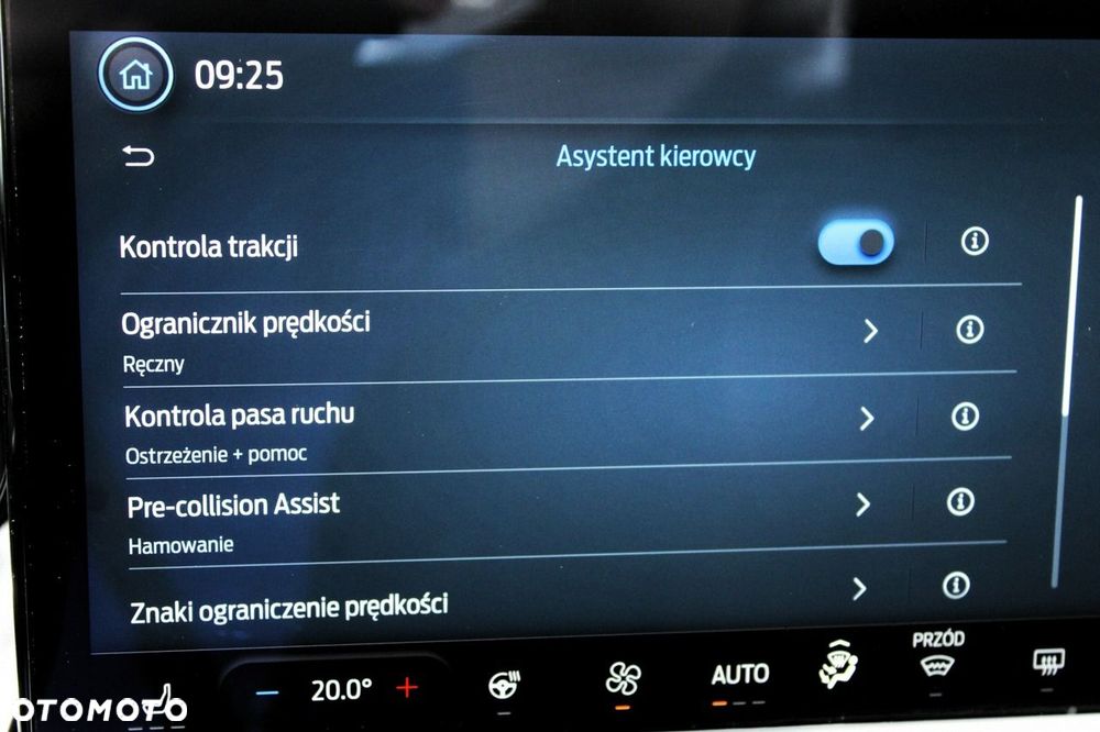 Ford Focus 1.0 EcoBoost Hybrid TITANIUM - 30