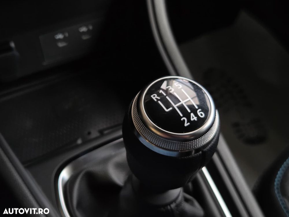 Renault Captur TCe 90 Evolution - 24