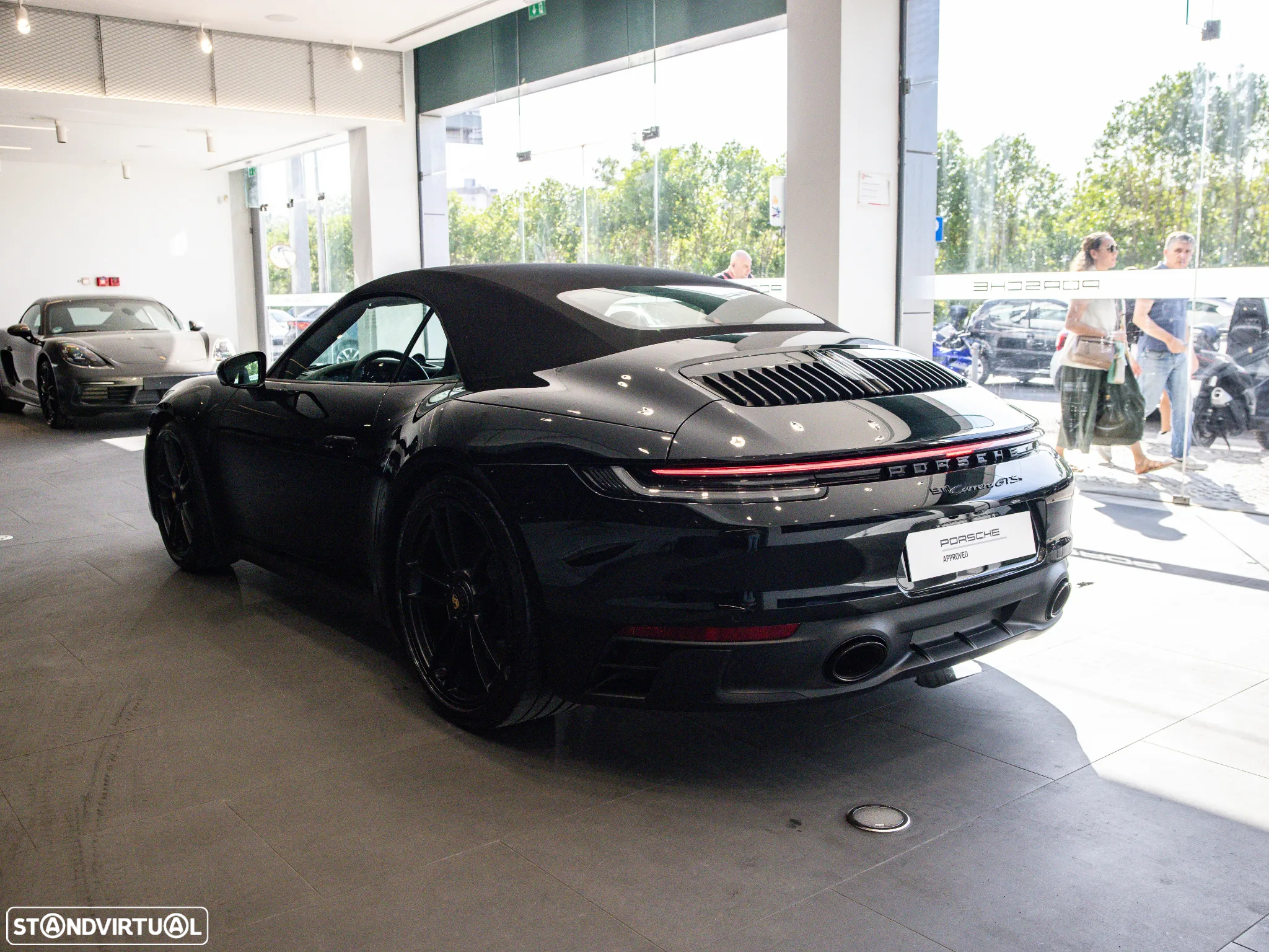 Porsche 911 (992) Carrera Cabrio GTS PDK - 13