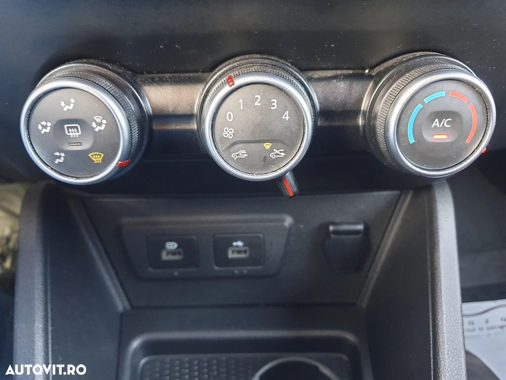 Dacia Duster 1.5 Blue dCi Prestige - 28