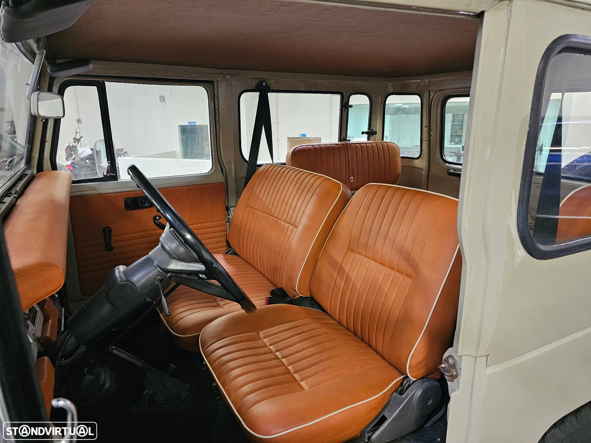 Toyota Land Cruiser - 15