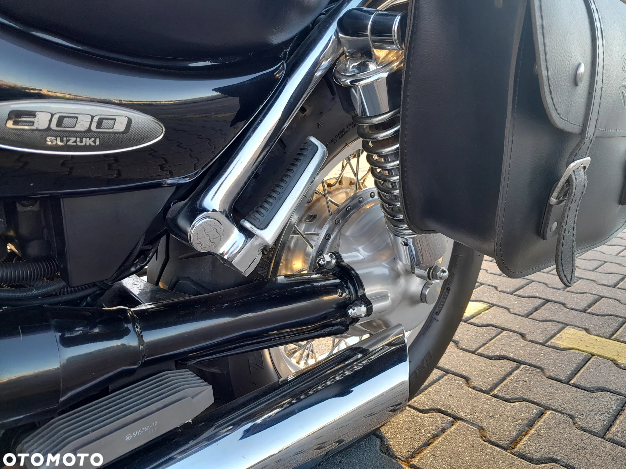 Suzuki Intruder - 9