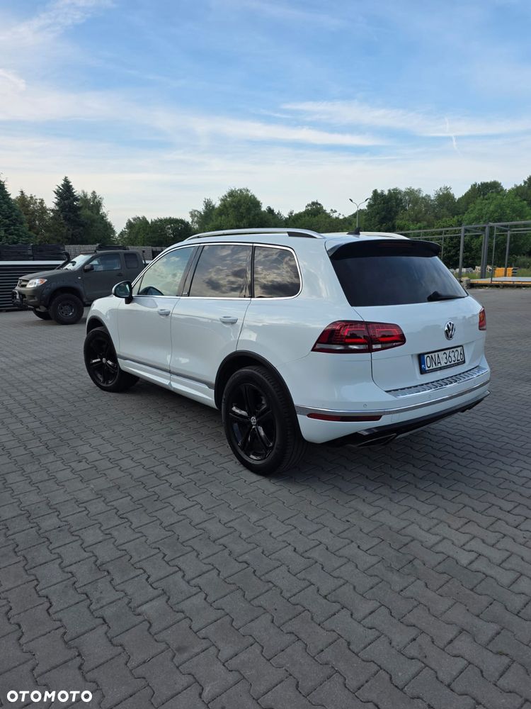 Volkswagen Touareg 3.0 V6 TDI SCR Blue Motion DPF Automatik Executive Edition - 3