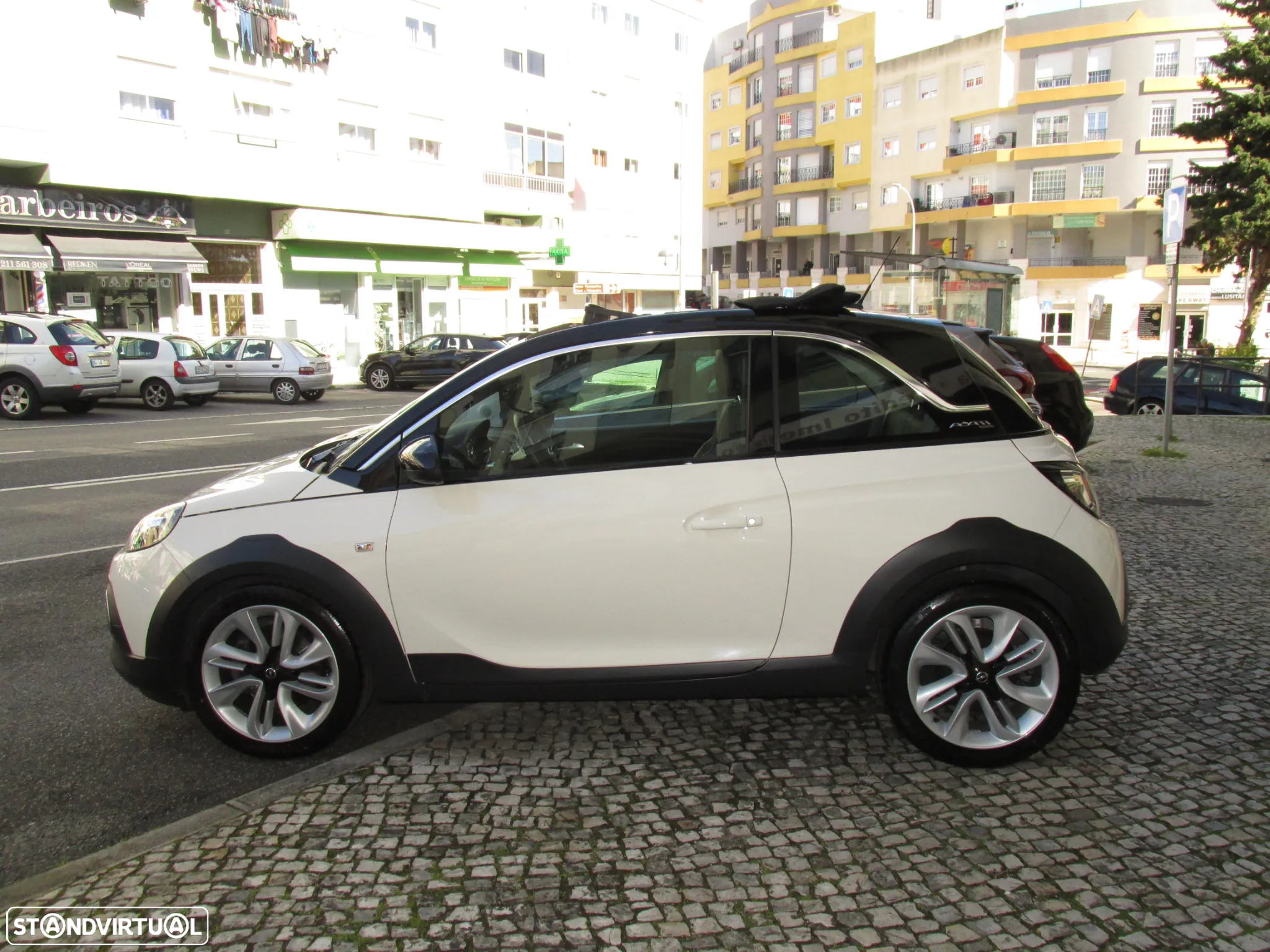 Opel Adam 1.0 T Rocks - 8