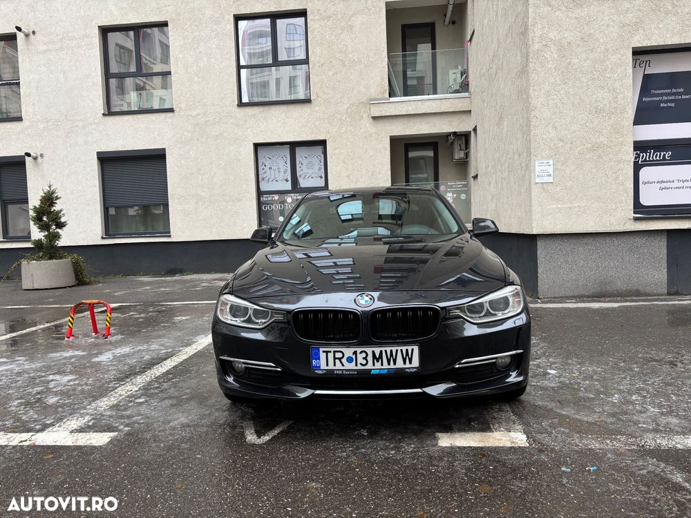 BMW Seria 3 320d xDrive Aut. Luxury Line - 3