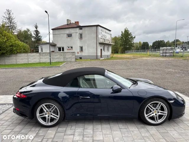 Porsche 911 Carrera PDK Cabrio - 10