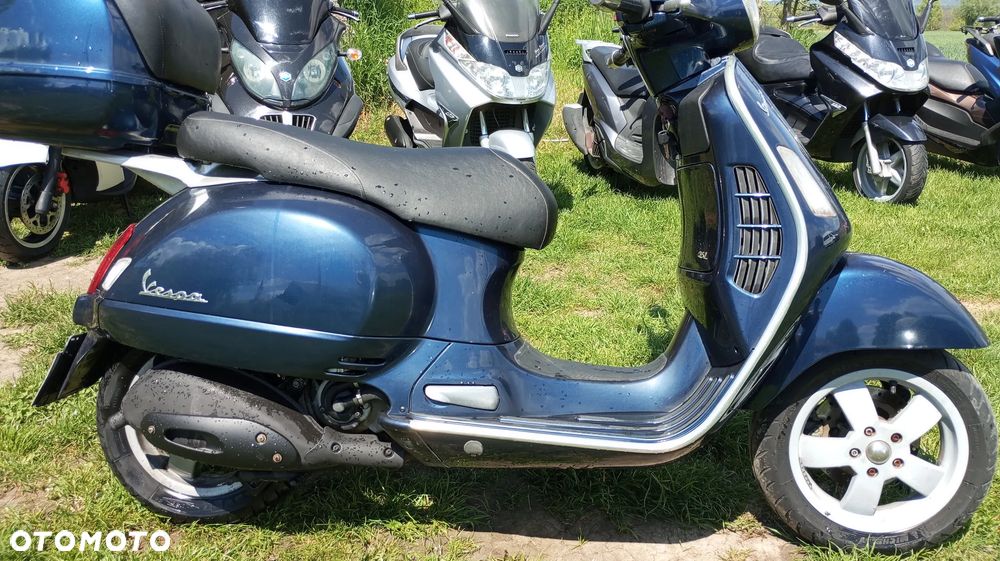 Vespa GTS - 14
